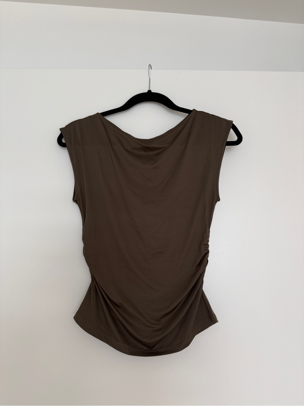 Boat neck slinky top HM